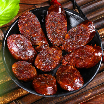 重庆巫溪麻辣腊肠四川特产农家手工自制柏树烟熏土猪川味香